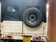 https://riyasewana.com/uploads/tata-single-cab-15143330535.jpg