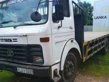 Tata Six Wheel 2011 Lorry