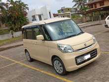 https://riyasewana.com/uploads/tata-spacia-11758345002.jpg