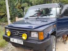https://riyasewana.com/uploads/tata-sumo-965148563.jpg