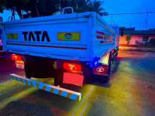 https://riyasewana.com/uploads/tata-tata-1109-19932594583.jpg