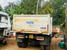 https://riyasewana.com/uploads/tata-tata-tipper-2011-2315103412742.jpg