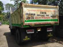 https://riyasewana.com/uploads/tata-tipper-121943144052.jpg