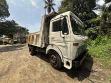 https://riyasewana.com/uploads/tata-tipper-136133922652.jpg