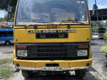 https://riyasewana.com/uploads/tata-tipper-136162322853.jpg