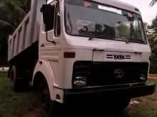 https://riyasewana.com/uploads/tata-tipper-1615-2011-1018461812592.jpg