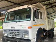 https://riyasewana.com/uploads/tata-tipper-1615-71623084832.jpg
