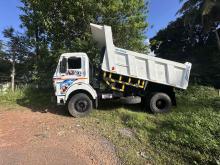 https://riyasewana.com/uploads/tata-tipper-1910452924163.jpg
