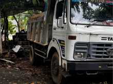 https://riyasewana.com/uploads/tata-tipper-2013-612432112762.jpg