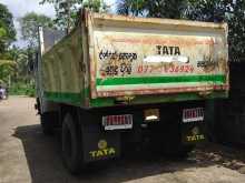 https://riyasewana.com/uploads/tata-tipper-211147494663.jpg