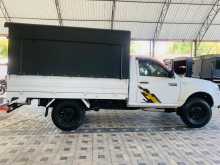 https://riyasewana.com/uploads/tata-xenon-12120725932.jpg