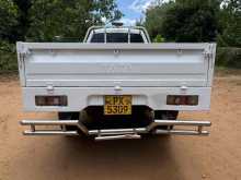 https://riyasewana.com/uploads/tata-xenon-2312135322813.jpg