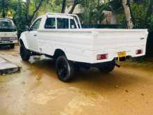 https://riyasewana.com/uploads/tata-xenon-26162950962.jpg