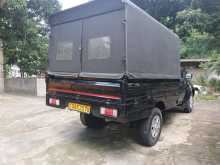 https://riyasewana.com/uploads/tata-xenon-41033404633.jpg