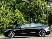 https://riyasewana.com/uploads/tesla-model-3-1210045210423.jpg