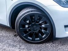 https://riyasewana.com/uploads/tesla-model-y-269190524011.jpg