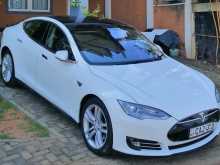 https://riyasewana.com/uploads/tesla-s-model-30163101422.jpg