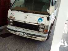 Toyota Hiace 1987 Van