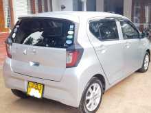 https://riyasewana.com/uploads/toyota-0710481080-2018-2420333212692.jpg