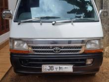 Toyota 113 1998 Van