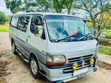 Toyota Dolphin 113 1998 Van