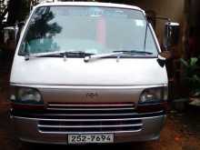 Toyota 113 1994 Van