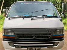 Toyota Dolphin LH113 1992 Van
