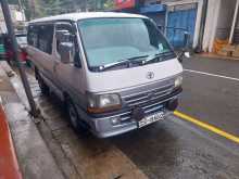 Toyota 113 1996 Van