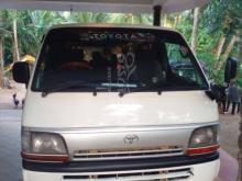 Toyota Dolphin 113 1994 Van