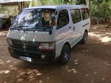 Toyota Dolphin 113 1992 Van