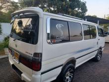 https://riyasewana.com/uploads/toyota-113-hiace-291954076285.jpg