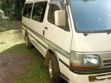 Toyota Dolphin 113 1991 Van