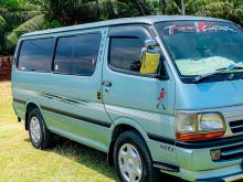 Toyota Dolphin 1998 Van