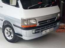 Toyota 172 1999 Van