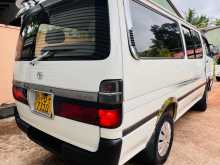 https://riyasewana.com/uploads/toyota-172-dolphin-2002-207053712042.jpg