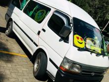 Toyota 182 2000 Van