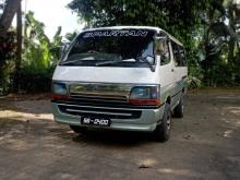 Toyota Dolphin 1994 Van
