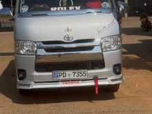 Toyota 200 Kdh 2007 Van