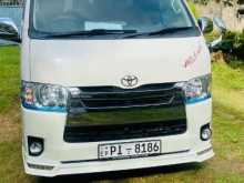 Toyota 201 2012 Van