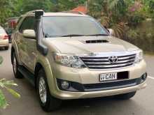 Toyota Fortuner 2014 SUV