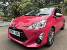 https://riyasewana.com/uploads/toyota-2015-106424124562.jpg