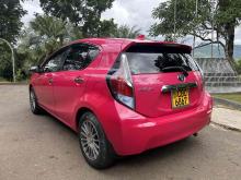 https://riyasewana.com/uploads/toyota-2015-106424124581.jpg