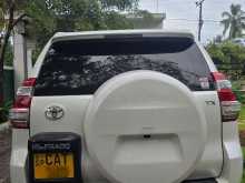 https://riyasewana.com/uploads/toyota-2015-61055464602.jpg