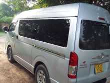 https://riyasewana.com/uploads/toyota-201kdh-van-4902564532.jpg