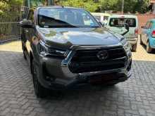Toyota Hilux 2023 Pickup