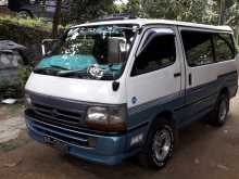 Toyota Dolphin LH102 1992 Van