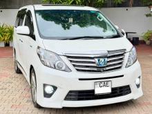 Toyota ALPHARD 2013 Van
