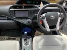 https://riyasewana.com/uploads/toyota-aqua-1014422222683.jpg
