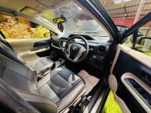 https://riyasewana.com/uploads/toyota-aqua-110352217035.jpg