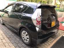https://riyasewana.com/uploads/toyota-aqua-11110300433.jpg